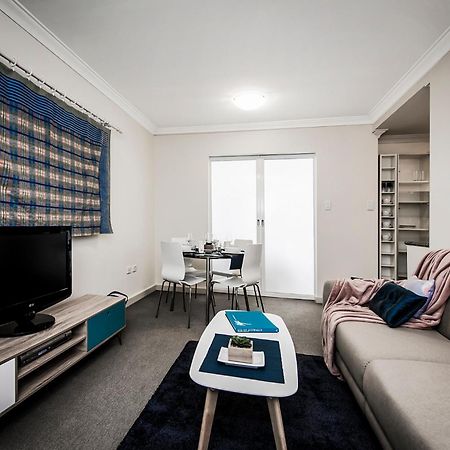Airexec Apartments Perth Exterior photo