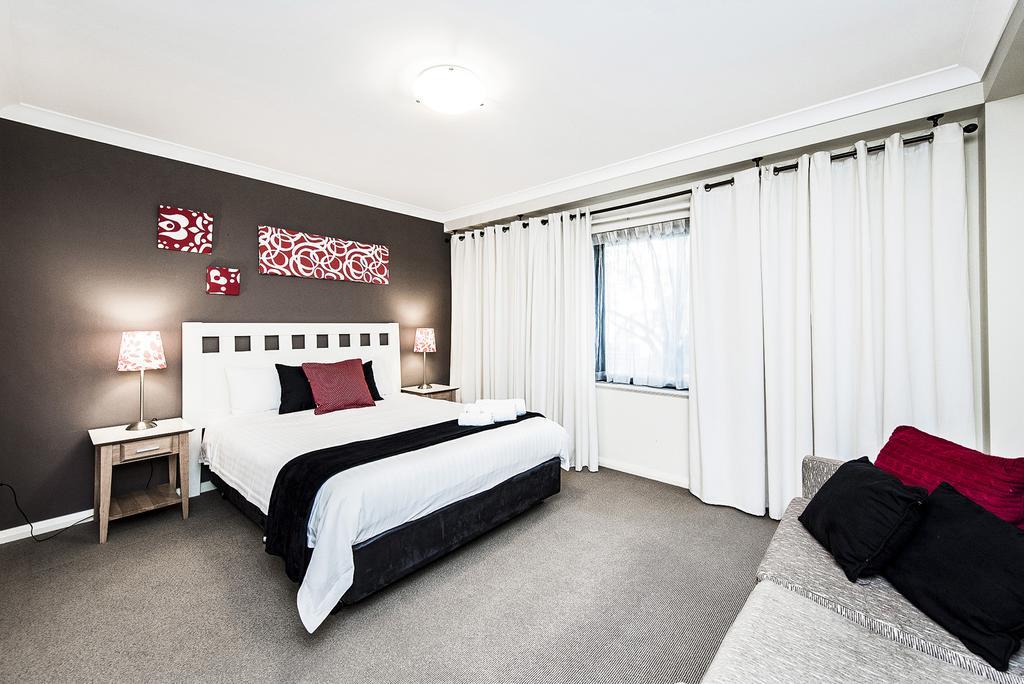 Airexec Apartments Perth Exterior photo
