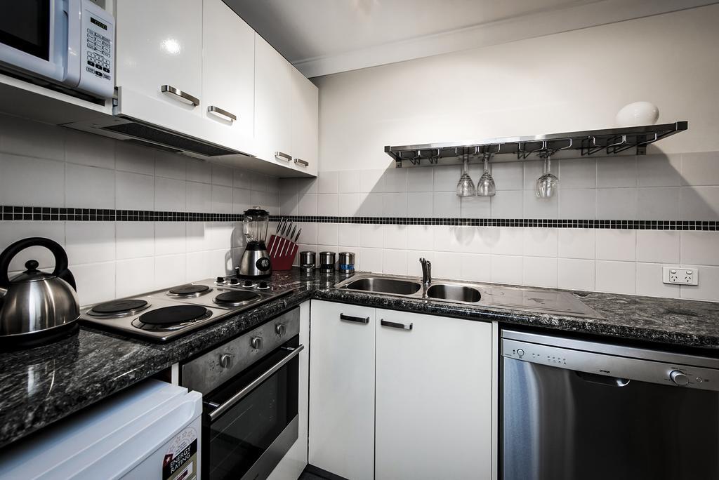Airexec Apartments Perth Exterior photo